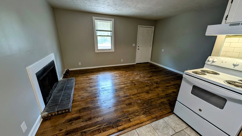 5120 Linbar Dr, Nashville, TN 37211