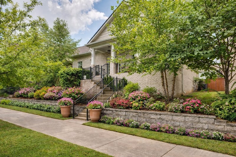 1860 Grace Point Ln, Nolensville, TN 37135