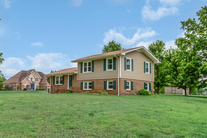 3521 Sulphur Springs Rd, Murfreesboro, TN 37129