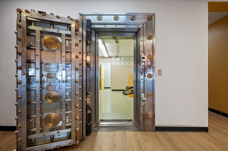 111 W Commerce St, Lewisburg, TN 37091