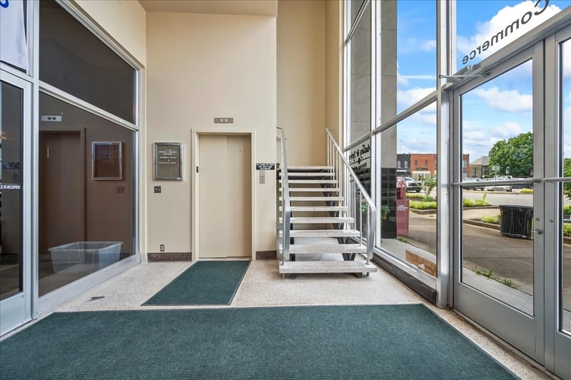 111 W Commerce St, Lewisburg, TN 37091