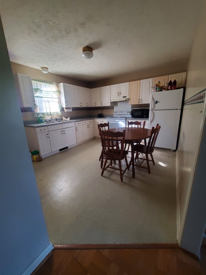 1233 Claylick Rd, White Bluff, TN 37187