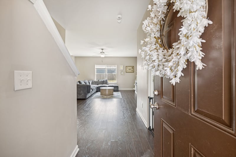 2825 Buzz St, Columbia, TN 38401