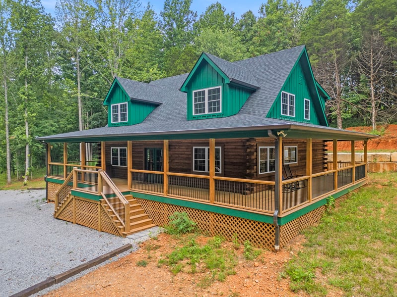 1068 Carl Perry Rd, Ashland City, TN 37015