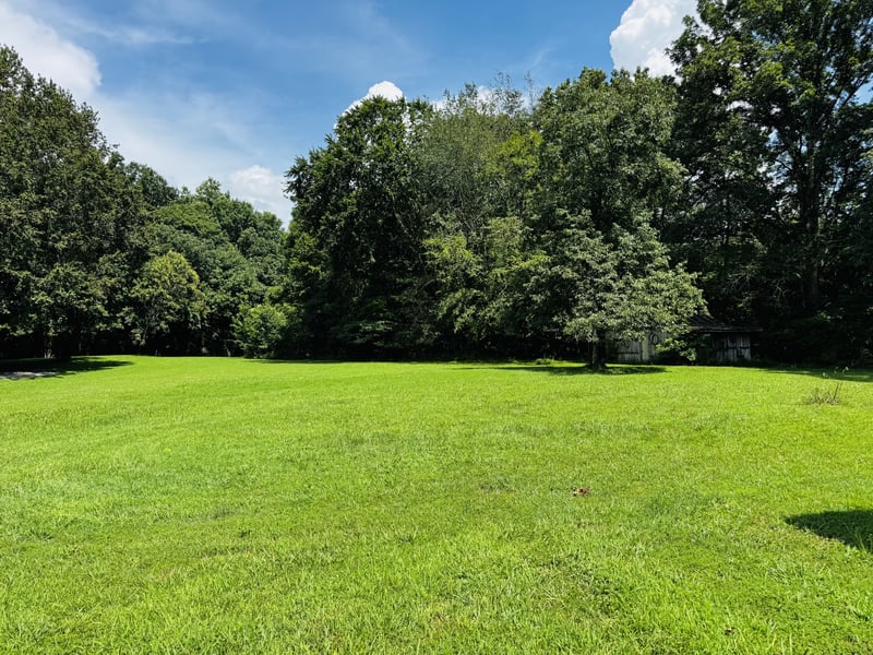 2095 Mosley Ferry Rd, Chapmansboro, TN 37035