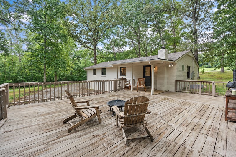 1875 Highway 70 , Kingston Springs, TN 37082