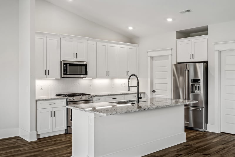 813 Tanager Ct, White House, TN 37188