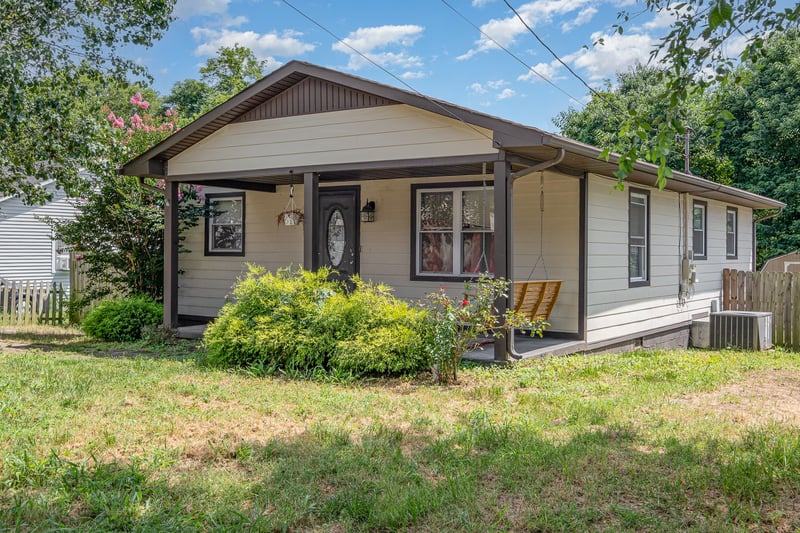 106 Jordan Ave, Mount Pleasant, TN 38474