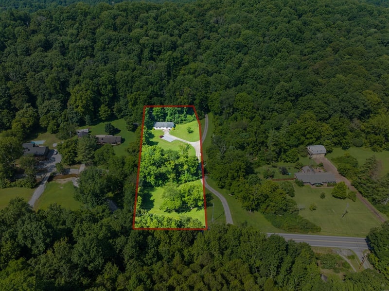 3361 Tyree Springs Rd, Hendersonville, TN 37075