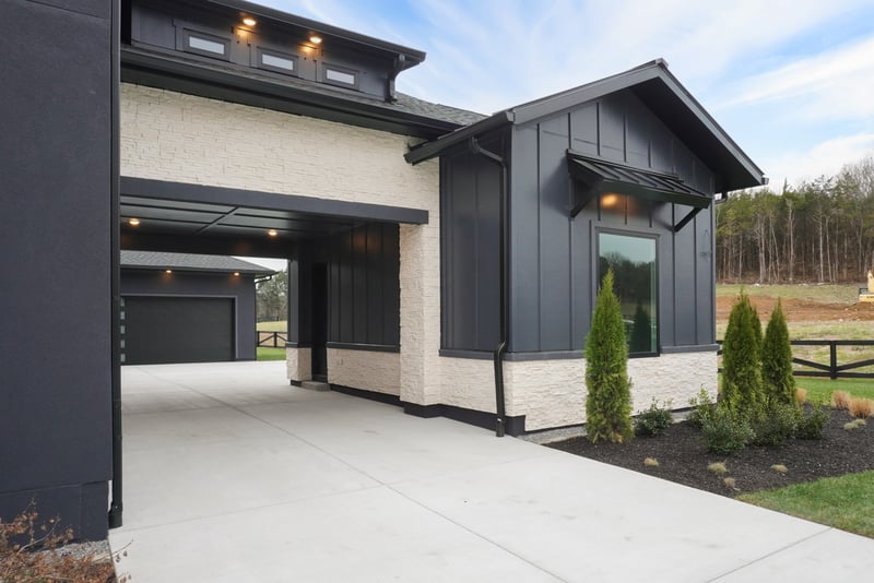 1764 Dean Rd, Thompsons Station, TN 37179