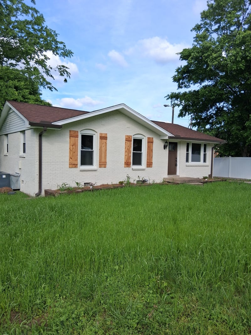 102 Savely Ct, Hendersonville, TN 37075