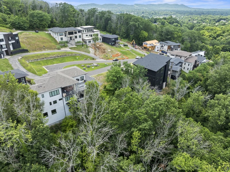 5808 Woodland Hills Dr, Nashville, TN 37211