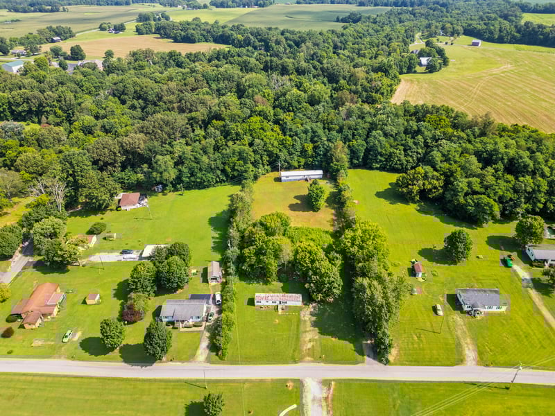 6214 Lincoln Park Rd, Springfield, TN 37172