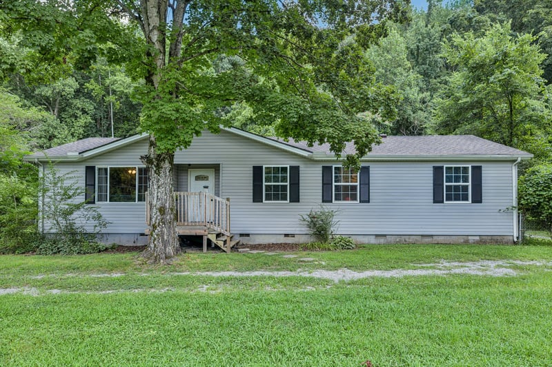 1411 Dry Creek Rd, Ashland City, TN 37015