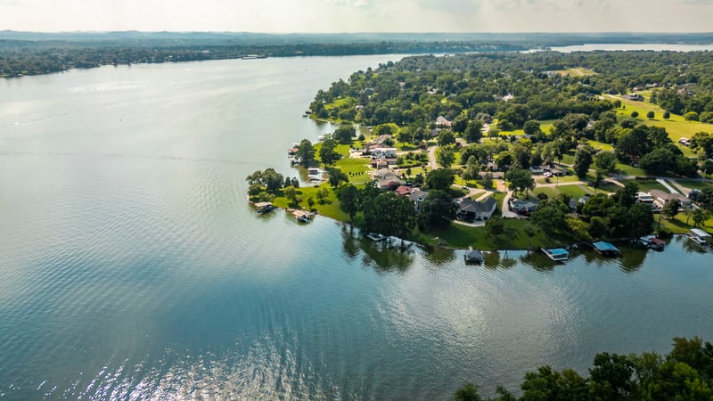 220 Sterling Rd, Hendersonville, TN 37075