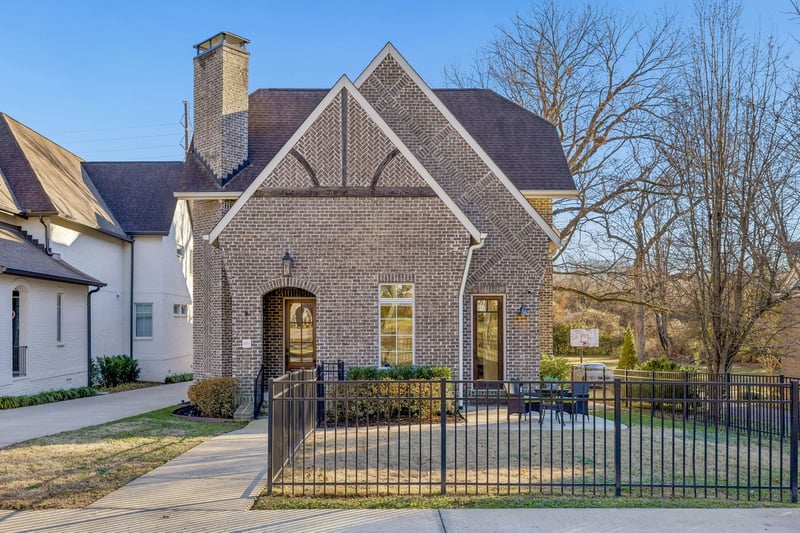 923D Gale Ln, Nashville, TN 37204