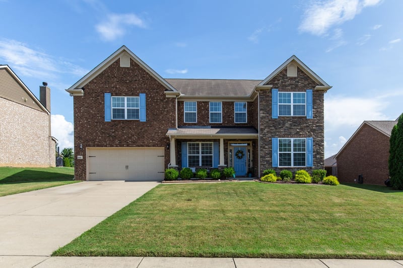 1087 Abberley Cir, Hendersonville, TN 37075