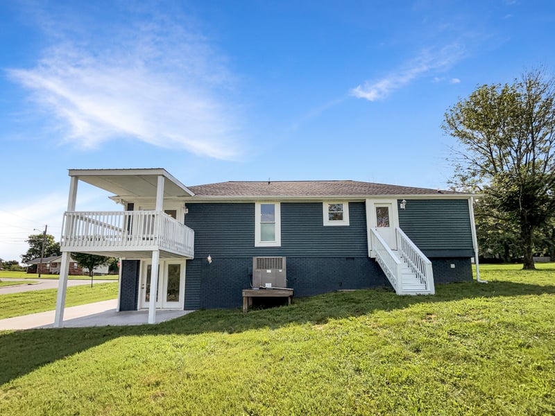 1208 Langwood Dr, Gallatin, TN 37066