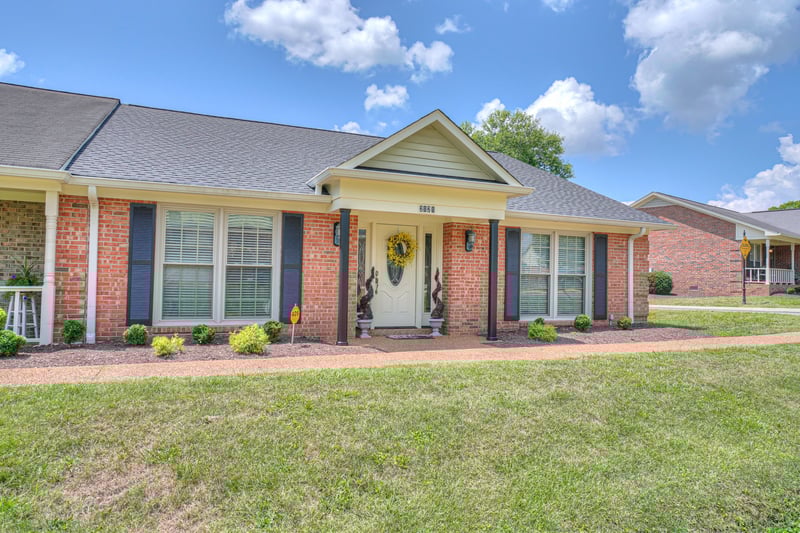 2121 River Chase Dr, Murfreesboro, TN 37128