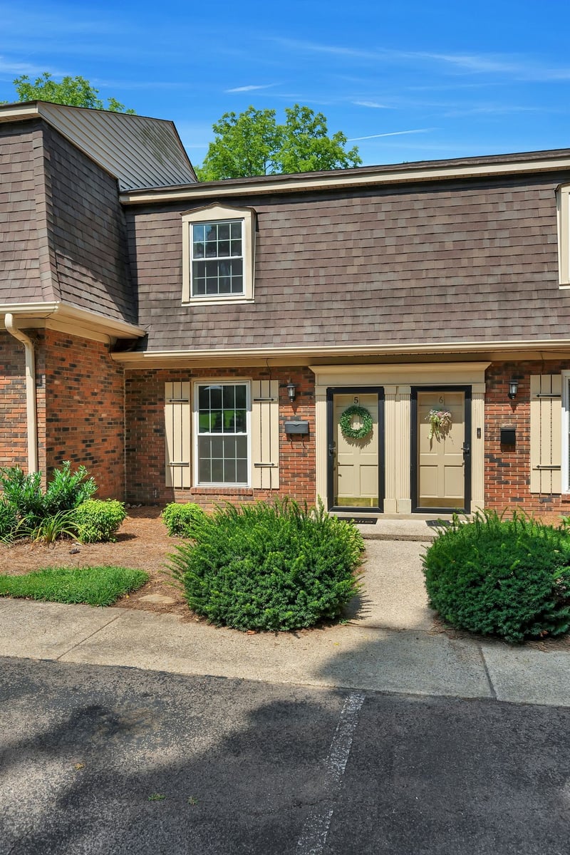 1100 W Main St #F5, Franklin, TN 37064