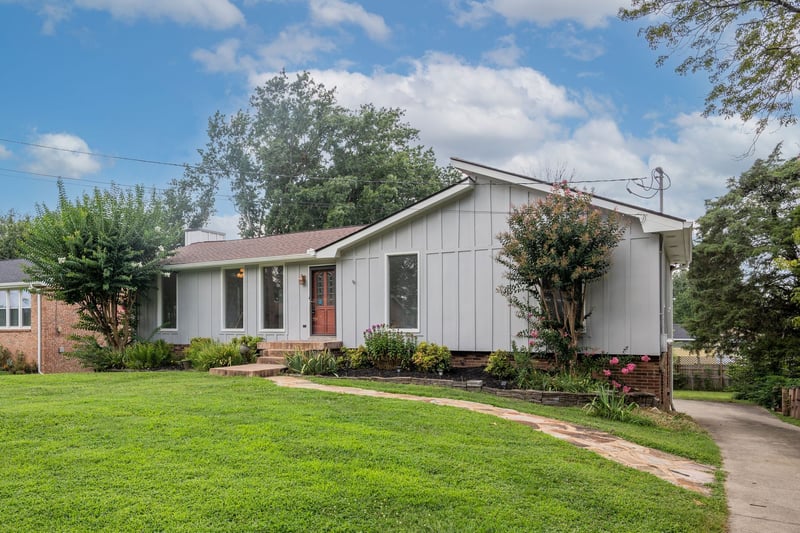 513 Moss Landing Dr, Antioch, TN 37013