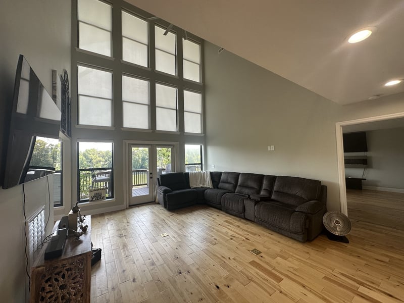 950 Sauger Dr, Charlotte, TN 37036