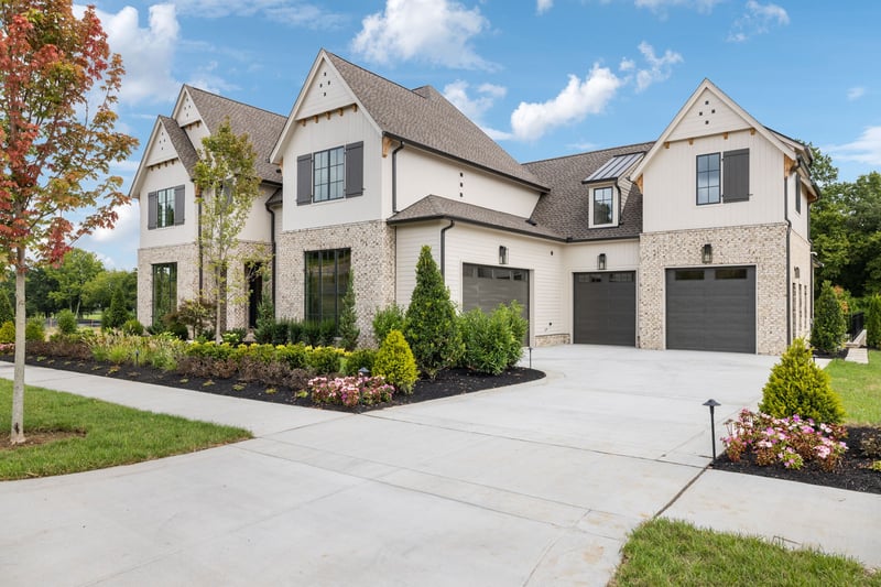 8356 Solstice Dr, College Grove, TN 37046