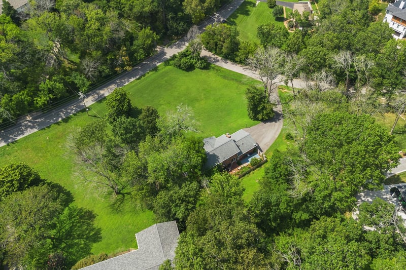 5401 Forest Acres Dr, Nashville, TN 37220