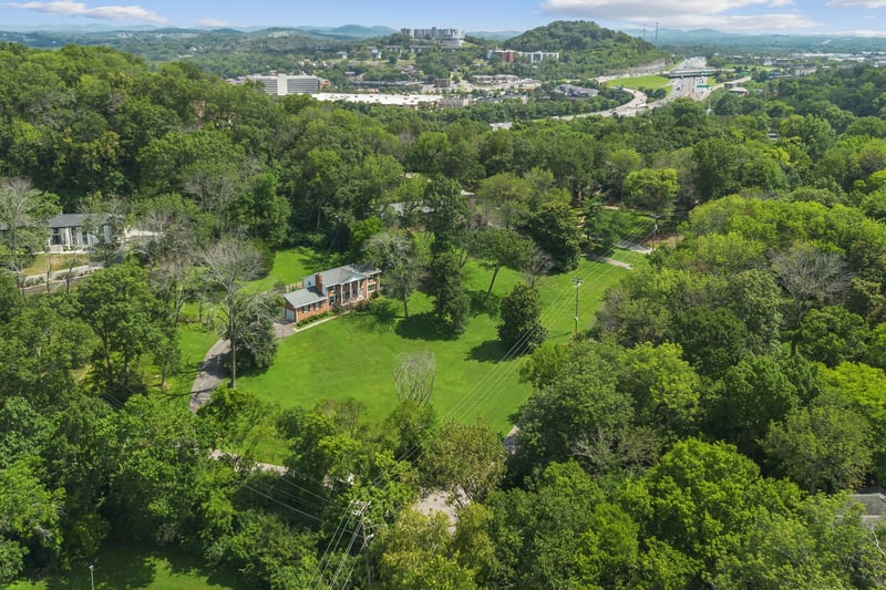 5401 Forest Acres Dr, Nashville, TN 37220