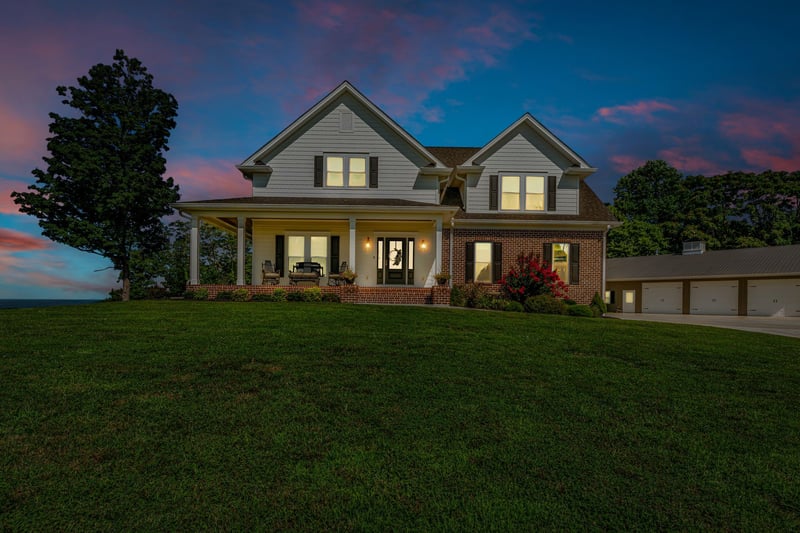738 Mutton Hollow Hill Rd, Bethpage, TN 37022