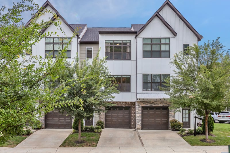 204 Stonecrest Cir, Nashville, TN 37209