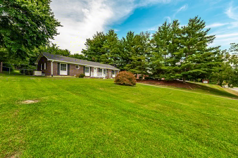 4725 Austin Peay Hwy, Westmoreland, TN 37186