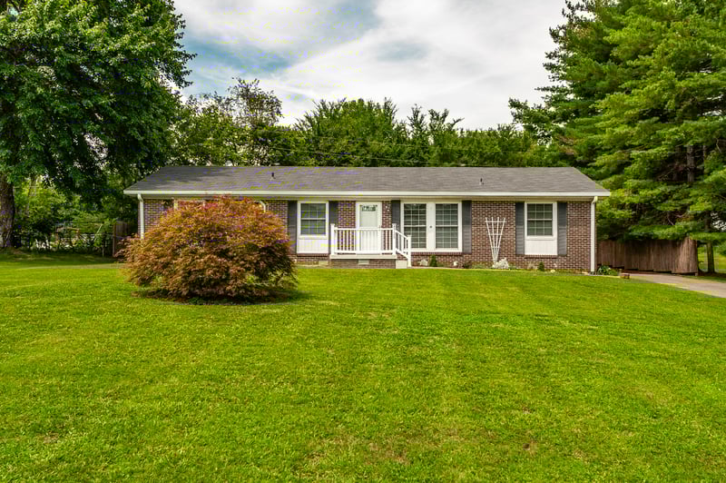 4725 Austin Peay Hwy, Westmoreland, TN 37186