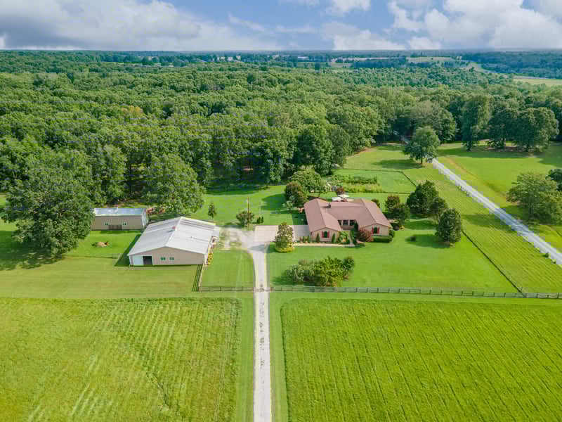 4955 Highway 70 , Dickson, TN 37055