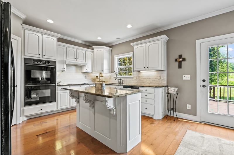 1098 Stonebridge Park Dr, Franklin, TN 37069