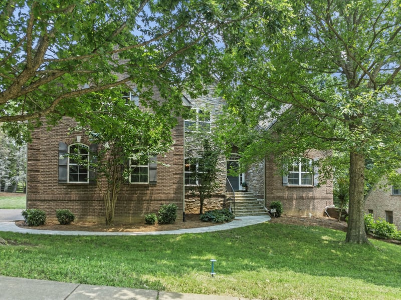 1098 Stonebridge Park Dr, Franklin, TN 37069