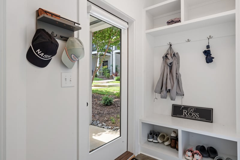 225 Sterling Point Cir, Nashville, TN 37209