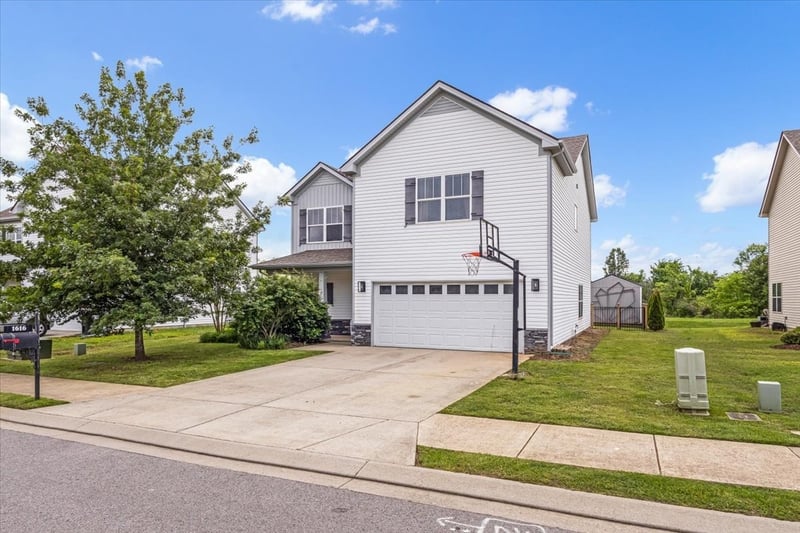 1616 Alysheba Rn, Murfreesboro, TN 37128