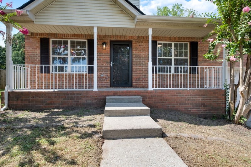 5413 Roxborough Pt, Hermitage, TN 37076