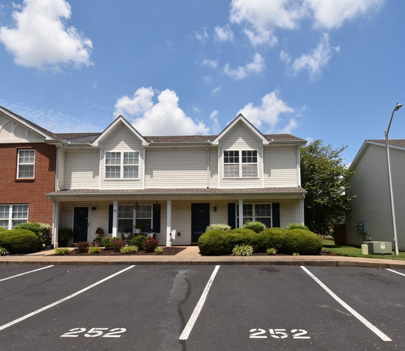 252 Shoshone Pl, Murfreesboro, TN 37128