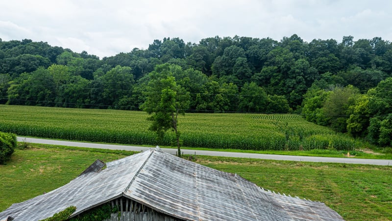 1550 Dutch Creek Rd, Westmoreland, TN 37186