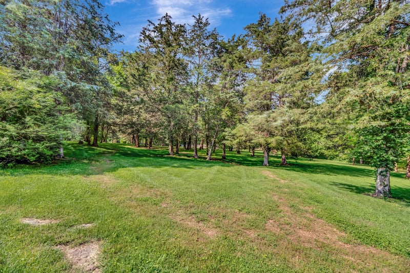 10 Bancroft Pl, Nashville, TN 37215