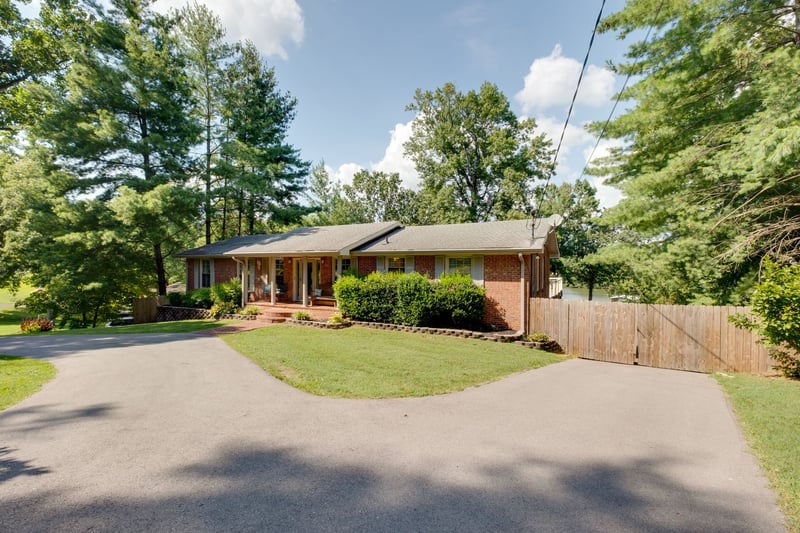 306 Estate Dr, Mount Juliet, TN 37122