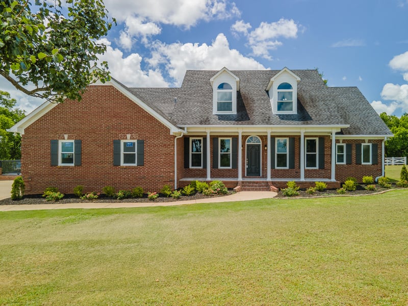 1821 Gina Lynn Dr, Lewisburg, TN 37091