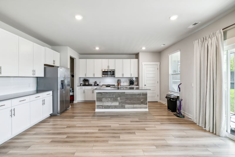 1001 Ewell Farm Cir, Spring Hill, TN 37174