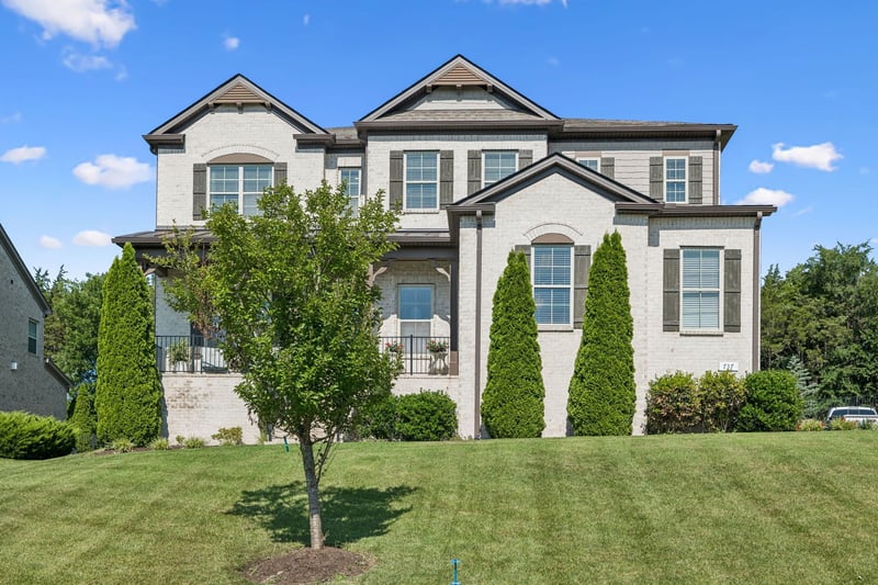 737 Alameda Ave, Nolensville, TN 37135