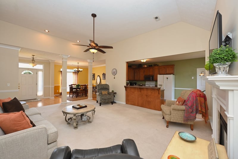 107 Knights Bridge Station, Hendersonville, TN 37075