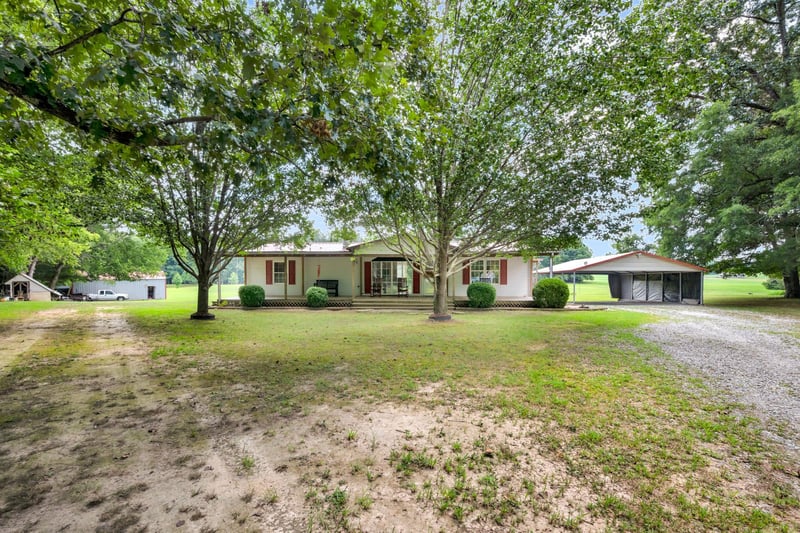 639 Pruett Rd, Dickson, TN 37055