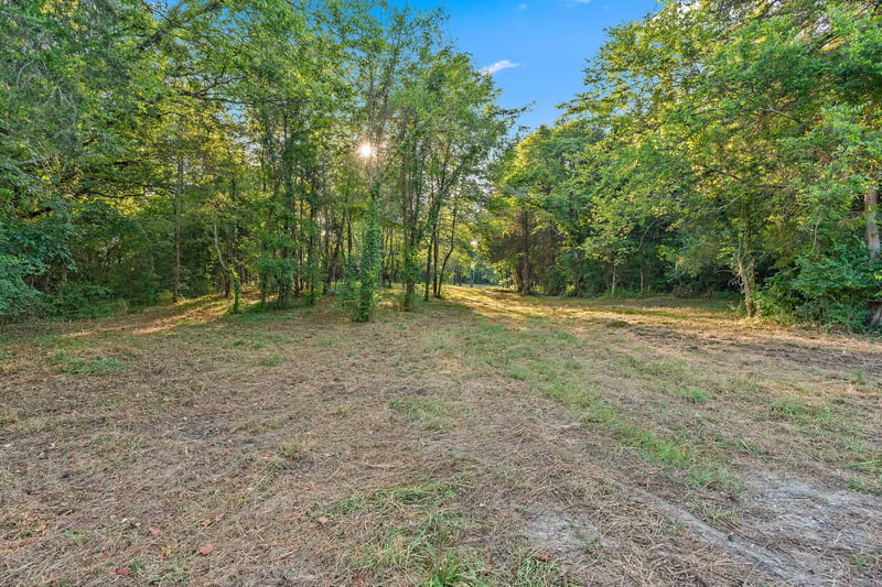 2821 Double Branch Rd, Columbia, TN 38401