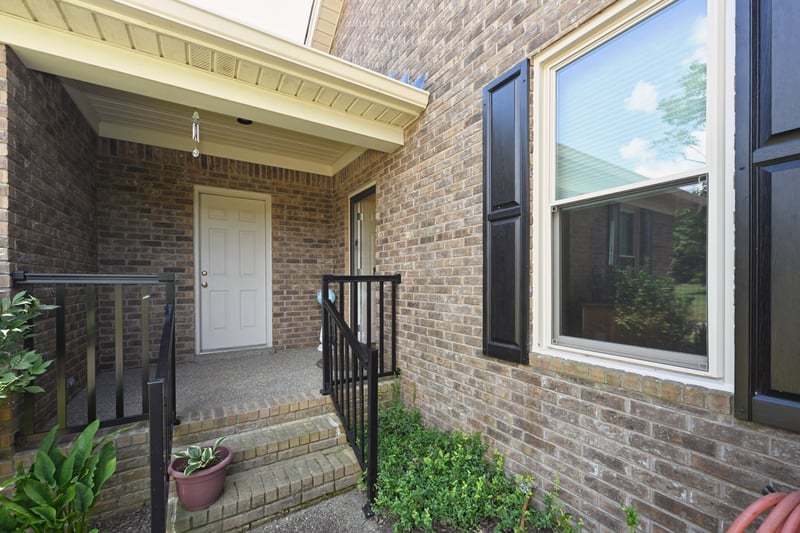 210 The Hollows Ct, Hendersonville, TN 37075